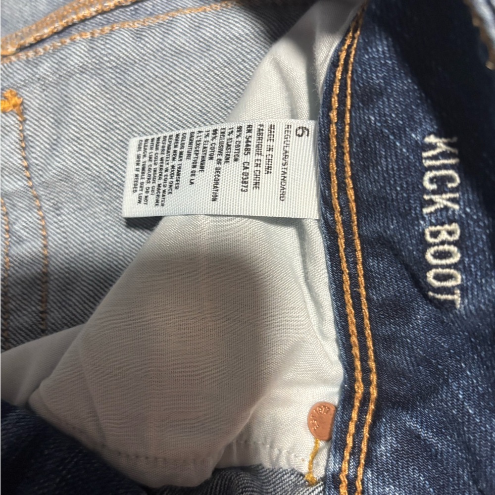 American Eagle Outfitters Blue Jeans with Distressed Look - Picture 2 of 2